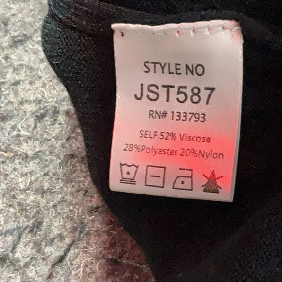 POL Black Cowl Neck Sweater with Hood Size Medium, Length 27.5 - Picture 5 of 5